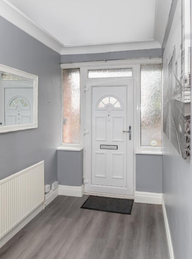 Leeds City Centre Spacious House Free Parking And Wi-Fi Экстерьер фото
