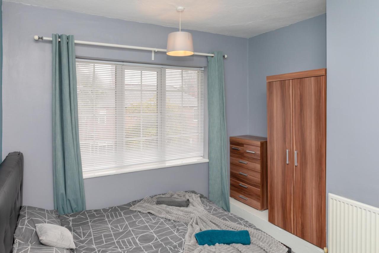 Leeds City Centre Spacious House Free Parking And Wi-Fi Экстерьер фото